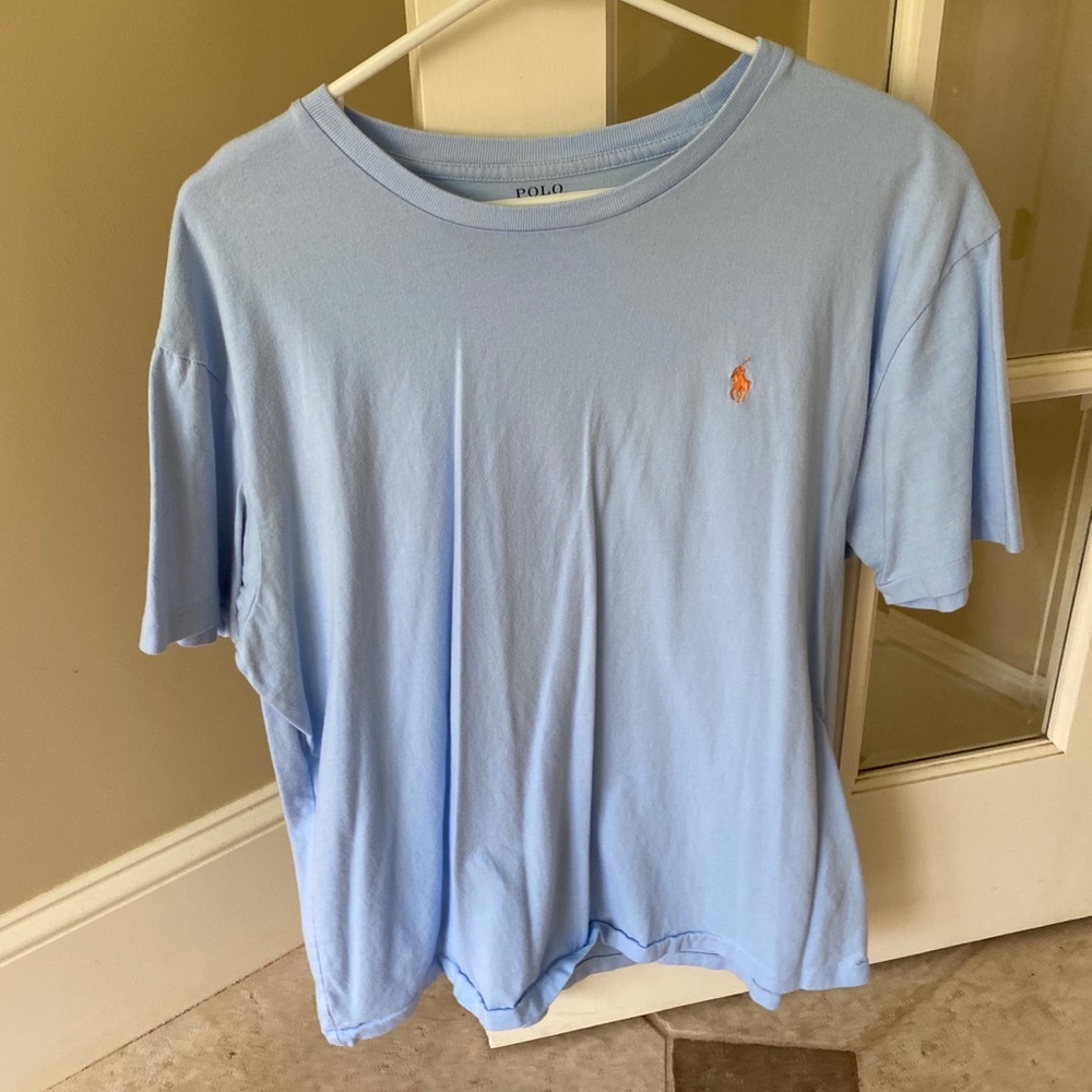 Ralph Lauren t shirt. Size medium.